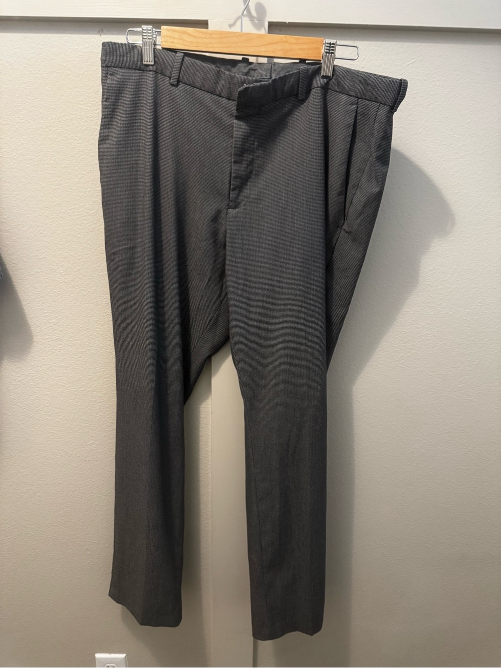 Perry Ellis Men's Gray Dress Pants